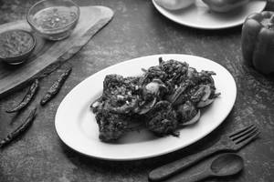 Pan Fried Chilli Fish [8 Pieces]
