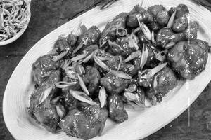 Chilli Chicken Dry Boneless (7 Pieces)