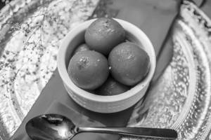 Gulab Jamun [2 Pieces]