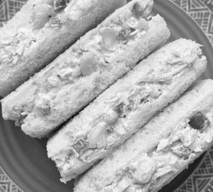 Creamy Veg Sandwich( 2 pieces)
