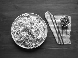 Hakka noodles