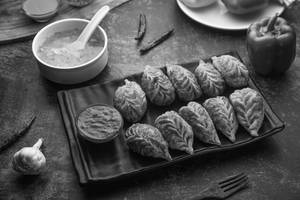 Chicken Momo (8 Pieces)