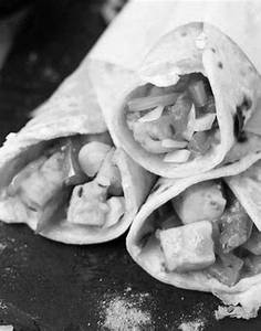 Spicy Schezwan Paneer Frankie