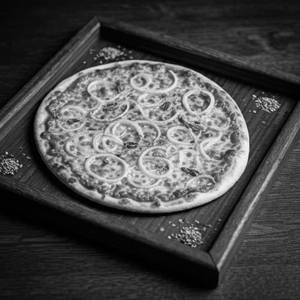 Onion Pizza