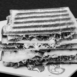 Farali Cheese Chatni Sandwich