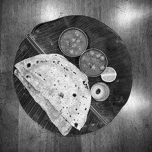 Chapathi(2) + Channa Masala