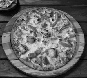 Spicy Paneer Pizza