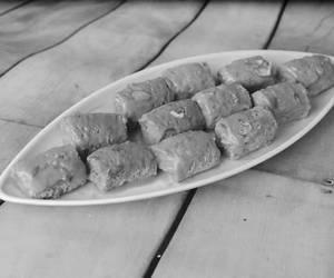 Gud Chena Roll