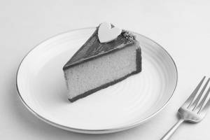 Nutella Baked Cheesecake Slice