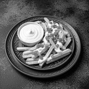 Mexican Salsa Fries