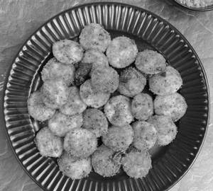 Peri Peri Idli Pakoda