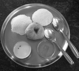 Idly Vada