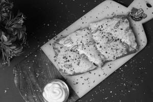 Cheese Chilli Garlic Bread