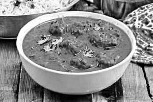 Shabnam Curry