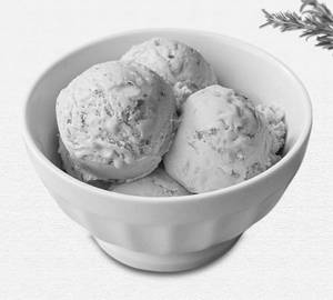 Strawberry ice cream
