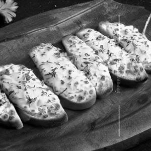 Garlic Bread With Cheese