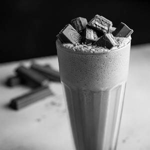 Kit Kat Shake