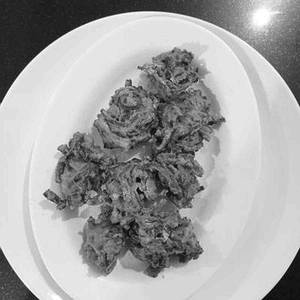 Onion Pakoda ( 6 - 8pcs)