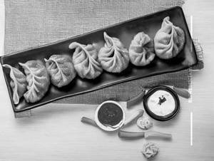 Crunchy Chicken Momos