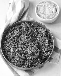 Schezwan Chicken Chowmein