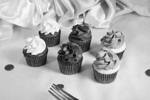 Assorted Cupcake Box Of 6