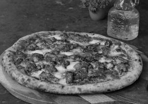 Paneer Tikka Pizza