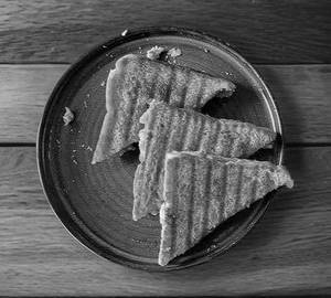 Aloo toast