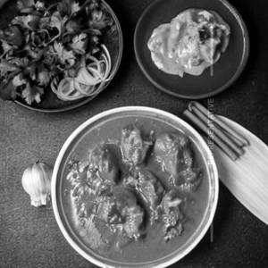 Garlic Chicken Masala