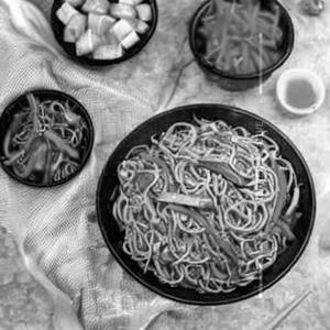Hakka Noodles Veg