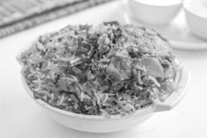 Hyderabadi Chicken Dum Biryani