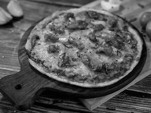 Fish Peri-peri Pizza