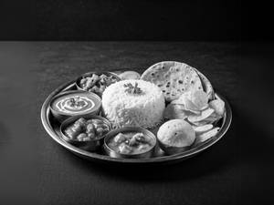 Punjabi Veg Special Thali