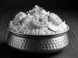 Jhinga Dum Biryani