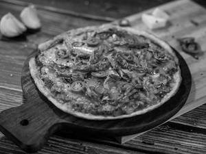 Chicken Peri-peri Pizza
