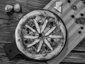 Grilled Chicken Pizza