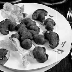 Bharwan Mushroom
