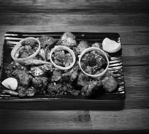 Chicken wings (8)