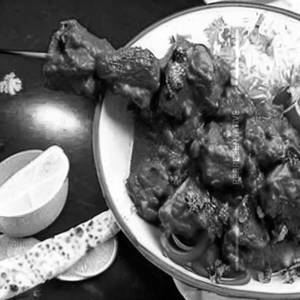 Fauji Chowk Ka Chicken Lahsuni Tikka Masala