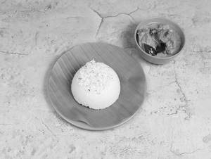 Puttu + Chicken Curry