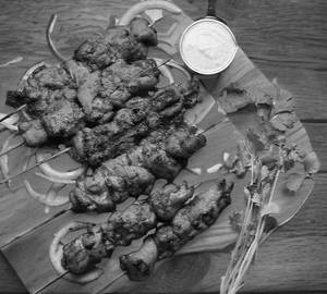 Chicken Tikka (8 Pcs)