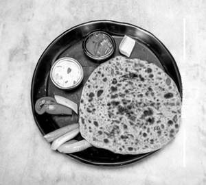 Veg Paneer Masala Paratha