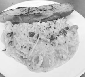 Spaghetti Pasta Seafood White Sauce