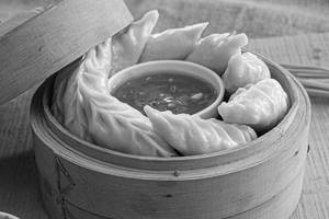 Chicken Steamed Momos (6 Pieces)