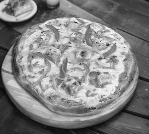 Cheese Paneer Pizza