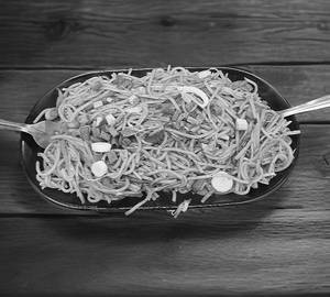 Veg hakka noodles