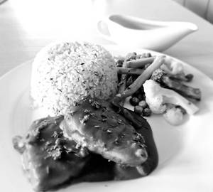 Classic grilled chicken with herb rice and sauteed veg