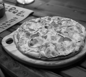Paneer Cheese Pizza
