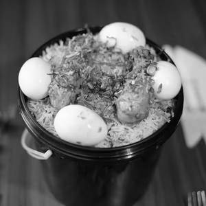 Hyderabadi Bucket Biryani Chicken