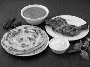 Bbq Chicken With 2 Indian Bread Combo