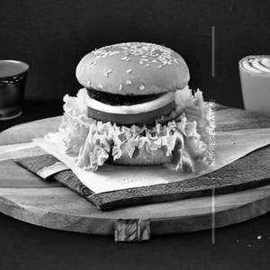 Aloo Tikki Burger Kids Special